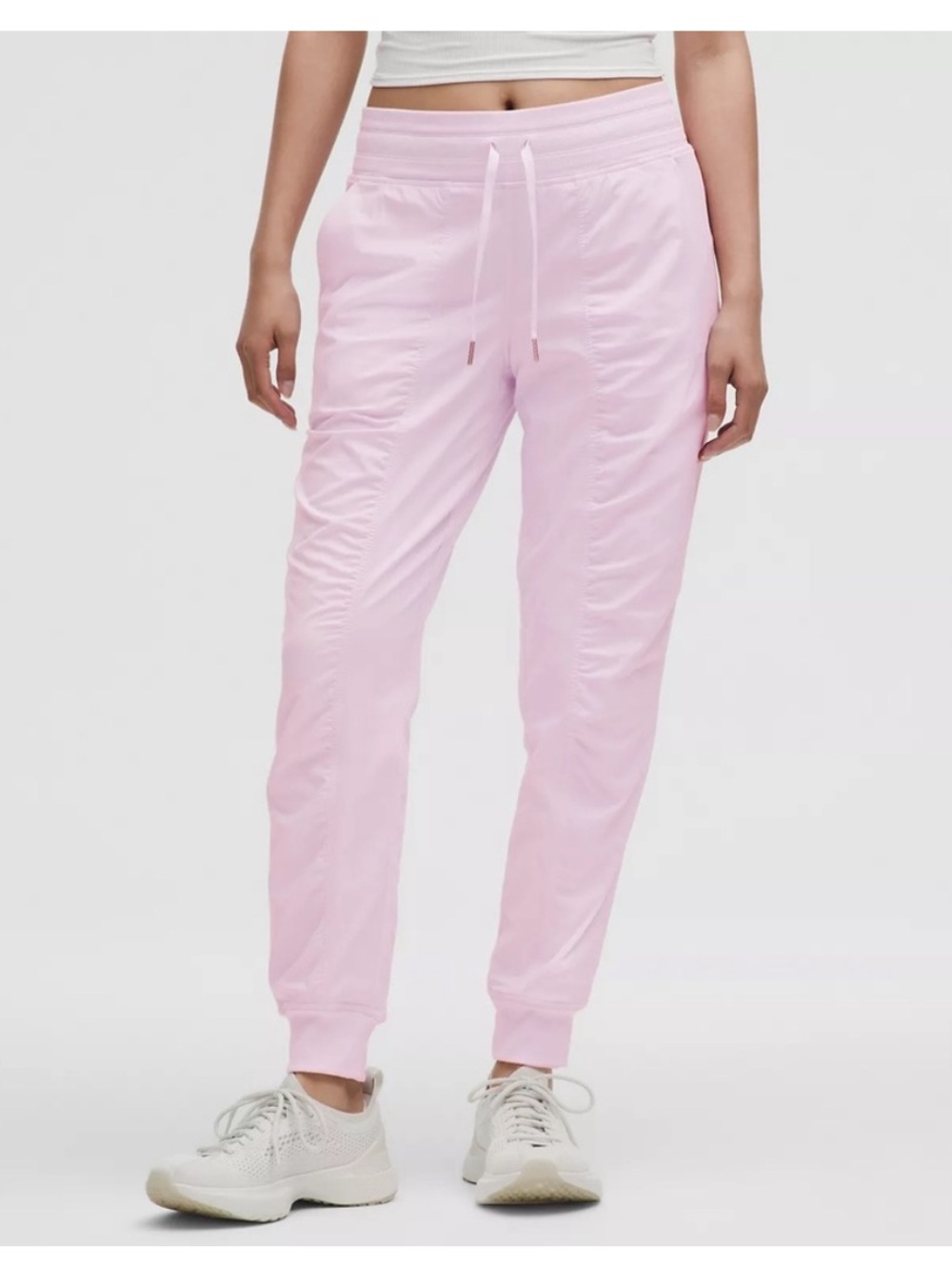 Lululemon Dance Studio Jogger size 6 in Pink
